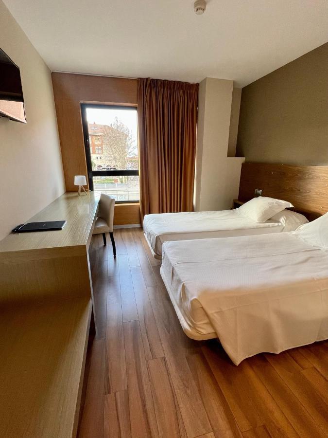 Hotel Duero Laguna de Duero Bilik gambar