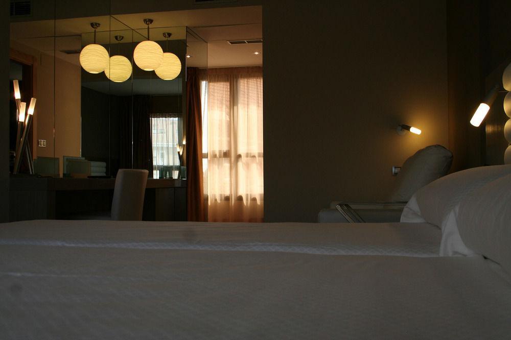 Hotel Duero Laguna de Duero Luaran gambar